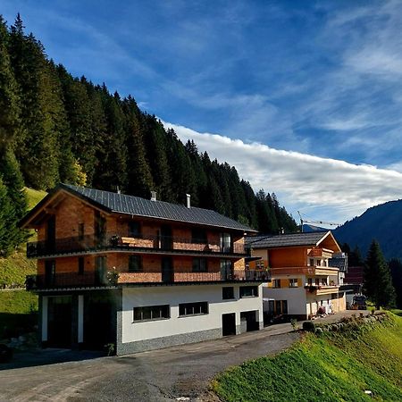 Haus Margrith Alpenblick Appartements Damuels Luaran gambar